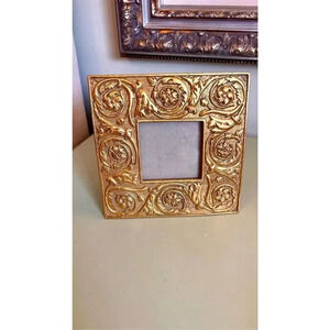 Vintage Heavy Ceramic Photo Picture Frame Floral Design 7x3 Decor
